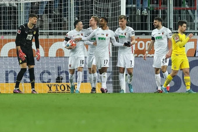 Augsburg zaustavio Borussiju Dortmund; Pobjeda RB Leipziga