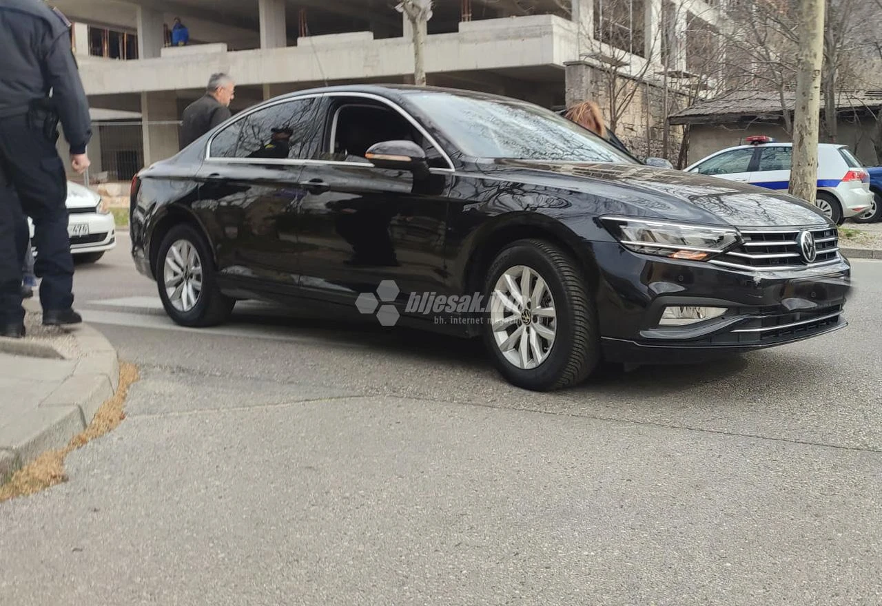 Potjera u Mostaru: Službenim autom bježao policiji, prijetio pištoljima, odbio alkotest...