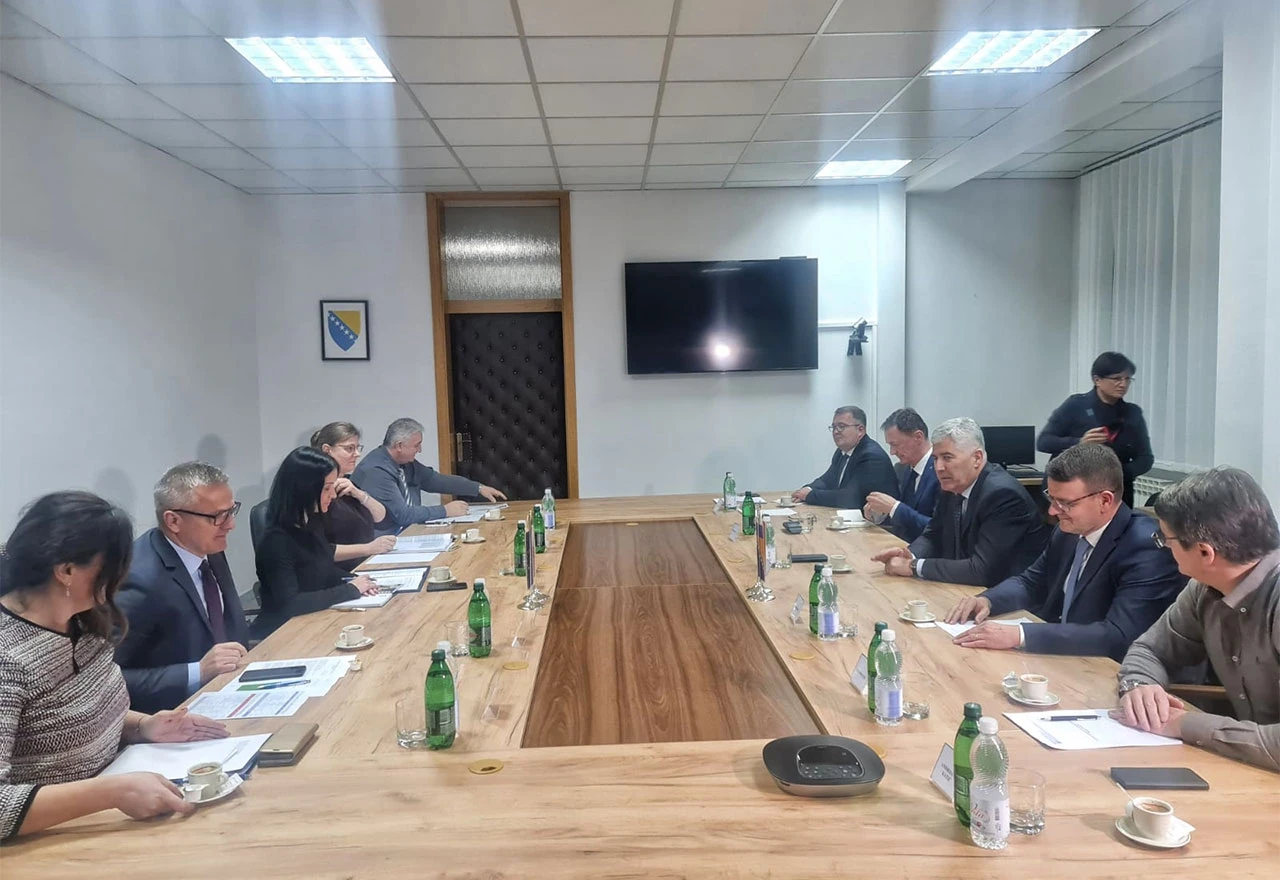 Čović u Orašju o investicijama RH u Posavini 