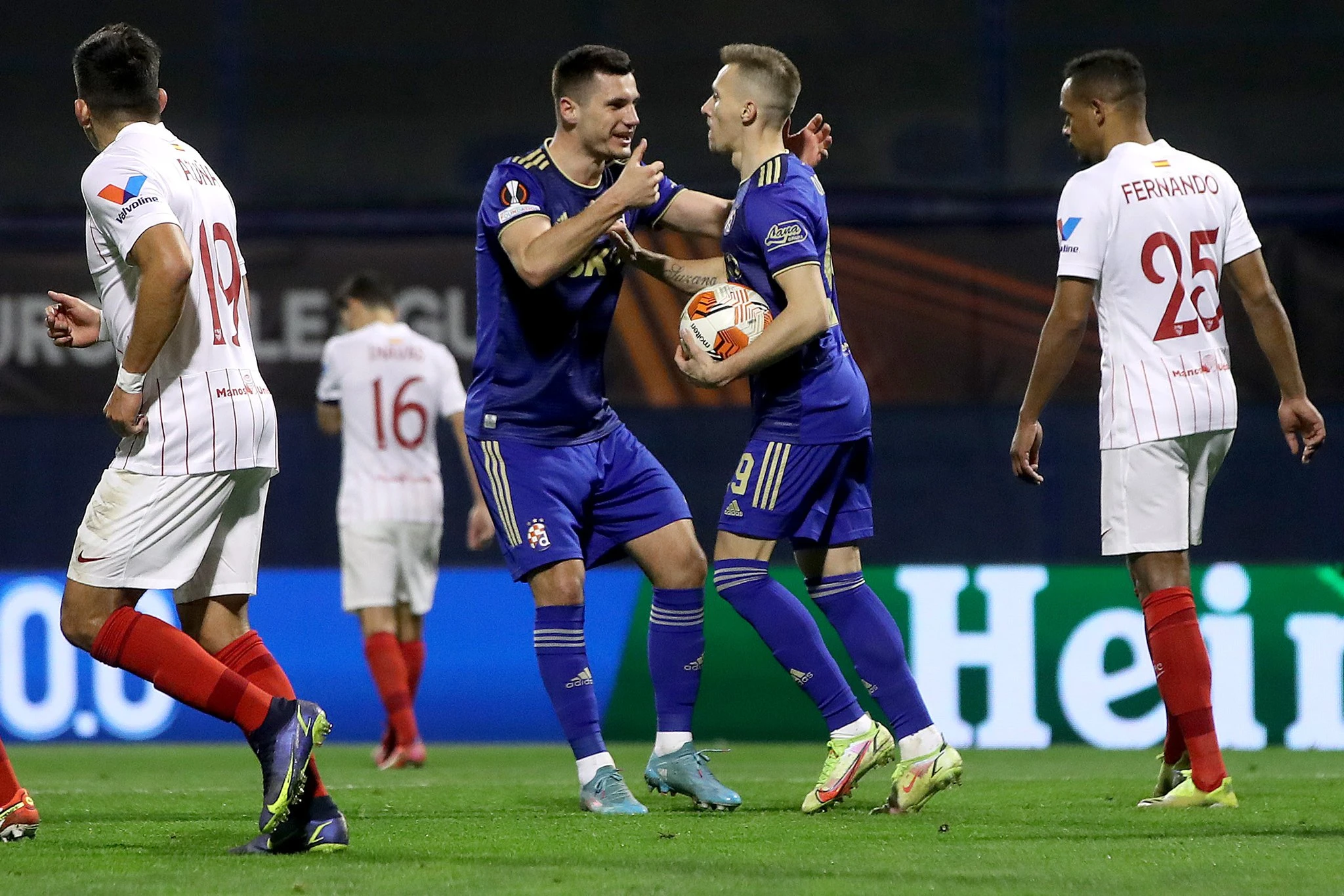 Dinamo svladao Sevillu, ali ispao iz daljnjeg natjecanja