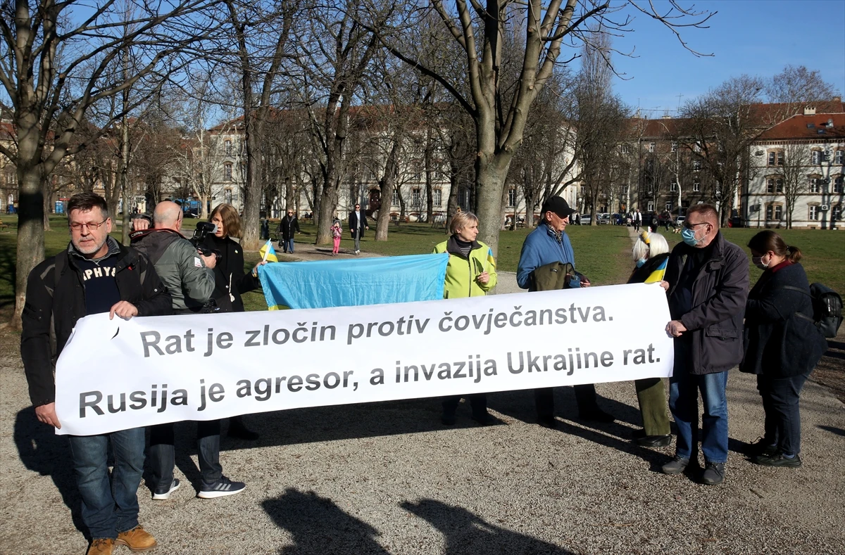 Prosvjedi širom svijeta za Ukrajinu, uhićenja u Rusiji