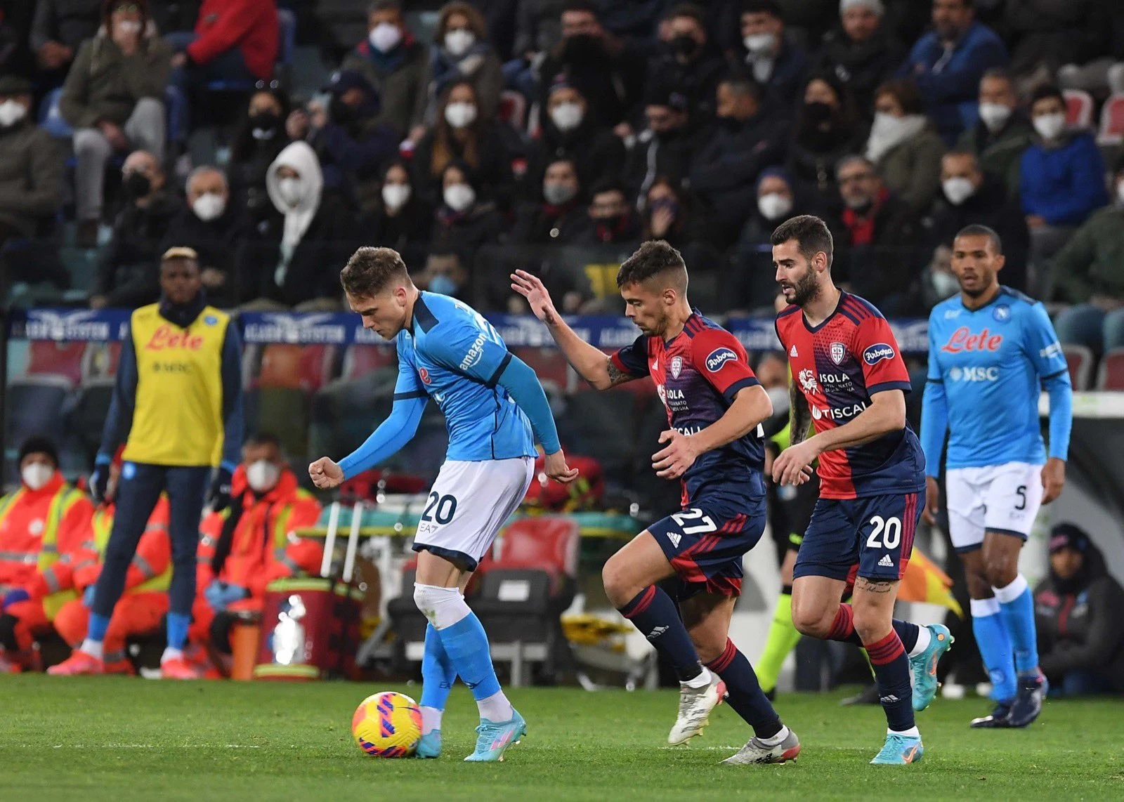 Napoli nije iskoristio kikseve Intera i Milana
