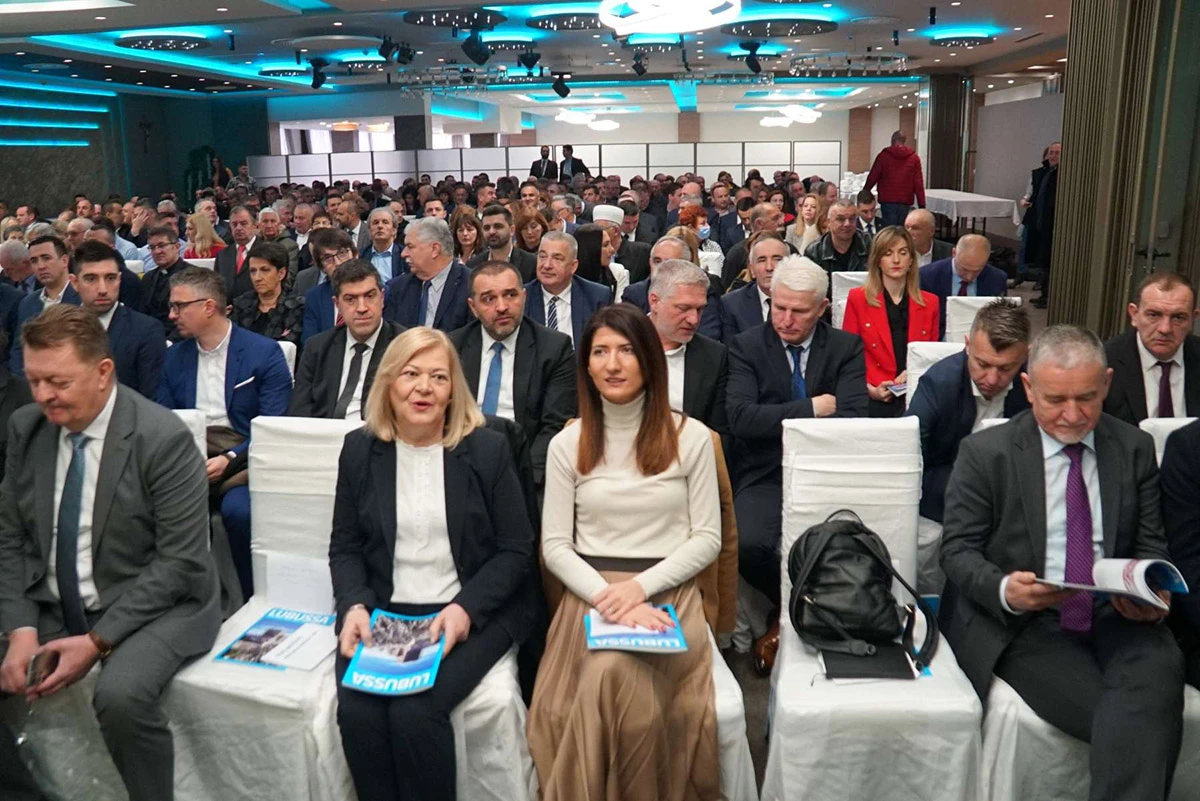 Svečano u Ljubuškom: Za kraj sjednica
