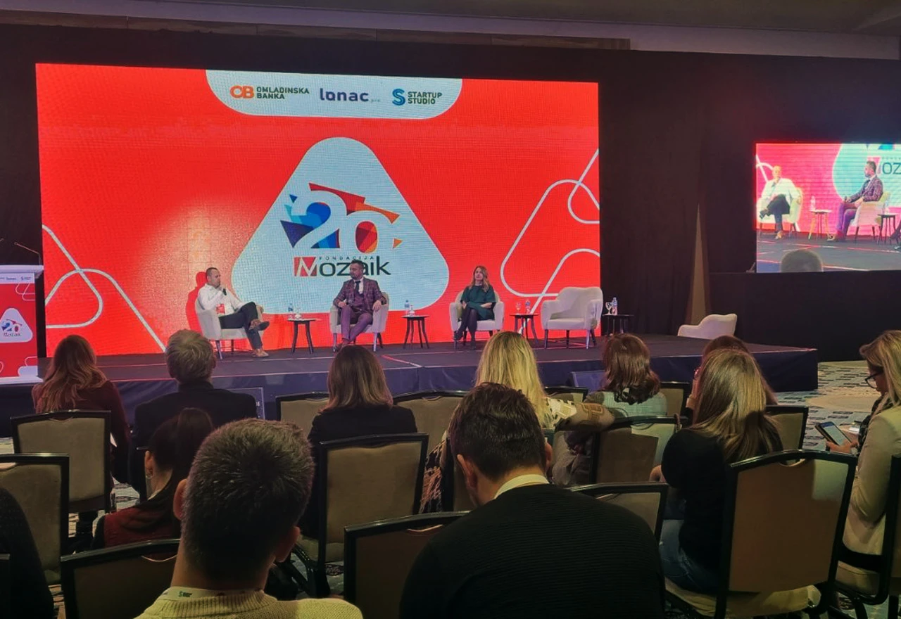 Sparkasse i Fondacija 'Mozaik' još snažnije uz startupe i program 'Korak po korak'