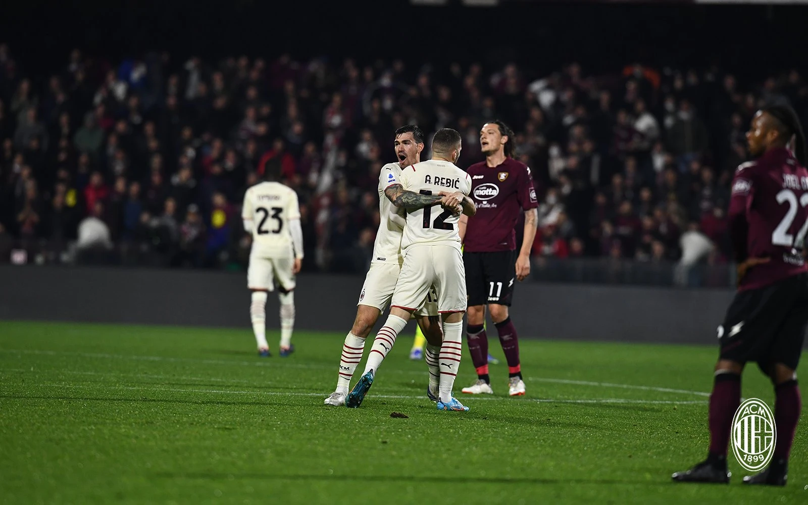 Salernitana uzela bod Milanu, pogodak Rebića