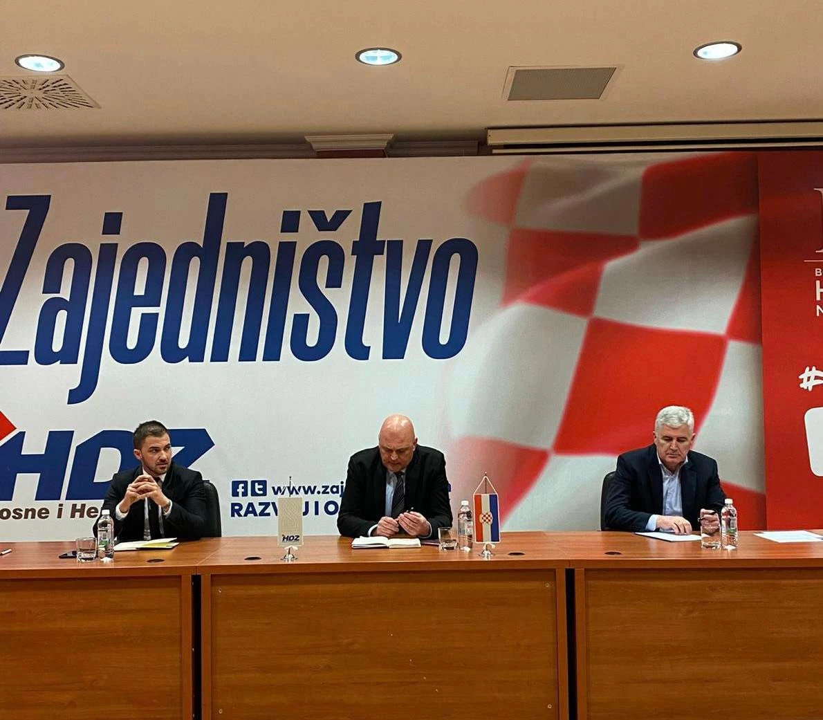 Čović: Zaključci koje će HNS usvojiti na zasjedanju bit će obvezujući za sve hrvatske dužnosnike bez iznimke