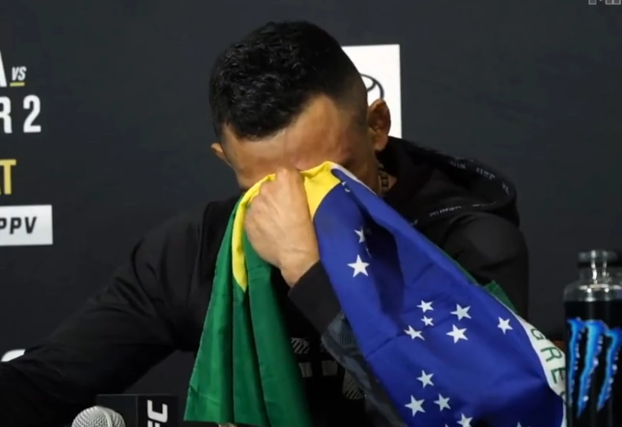 VIDEO: UFC borac zaplakao na konferenciji, bonusom želi kupiti majci kolica