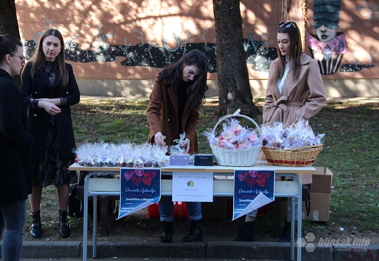 Mostar: Kupi doručak i pokaži ljubav 