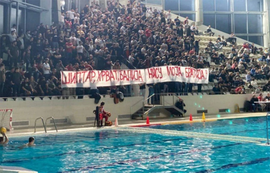 Tužiteljstvo u Beogradu ne vidi mržnju u transparentu "Šiptar, Hrvat, Balija, nisu moja bratija"