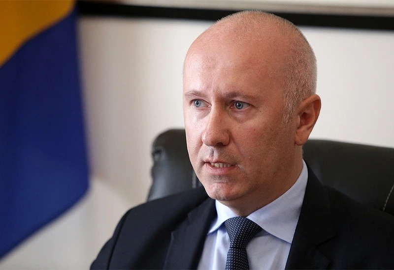 Dunoviću prijete da će ga "skratiti za glavu"