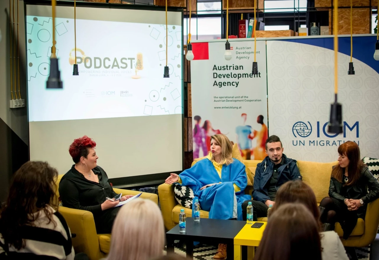 35 mladih učilo o podcastu: Spremni pustiti svoj glas