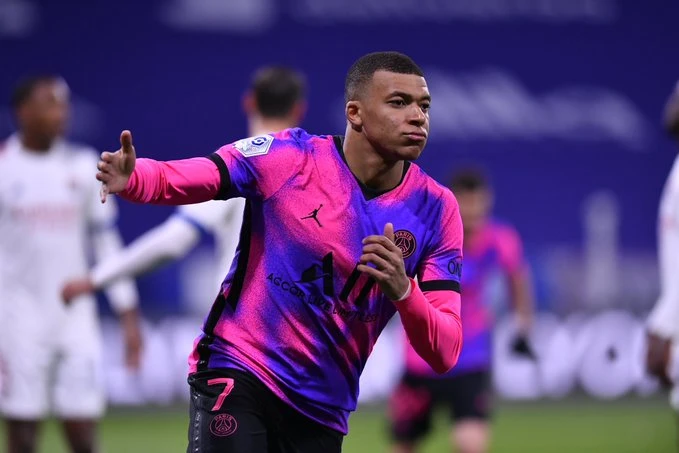 Mbappe: 'Neću razgovarati s Realom, ne činim takve stvari'
