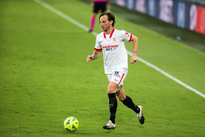 Rakitić u sudačkoj nadoknadi prokockao penal za pobjedu