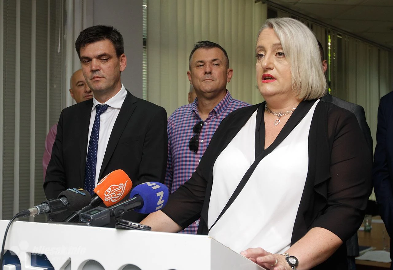 Zelenika: Hrvatima uz Čovića mogao bi zapjevati Mile s Podveležja
