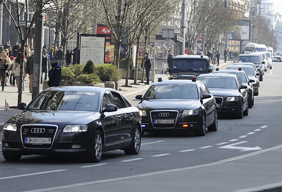 Bahaćenje političke elite: Za službene limuzine prošle godine dano je 5.5 milijuna KM 