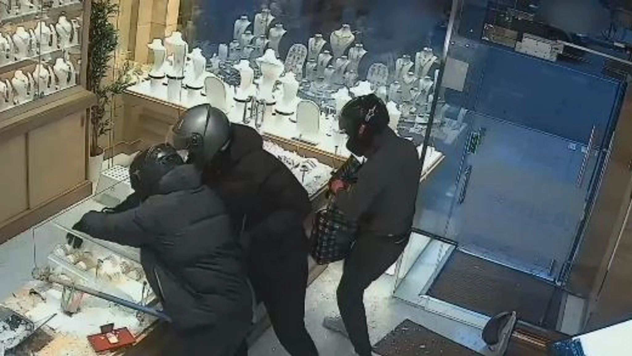 Provala u zlatarnu u centru Mostara