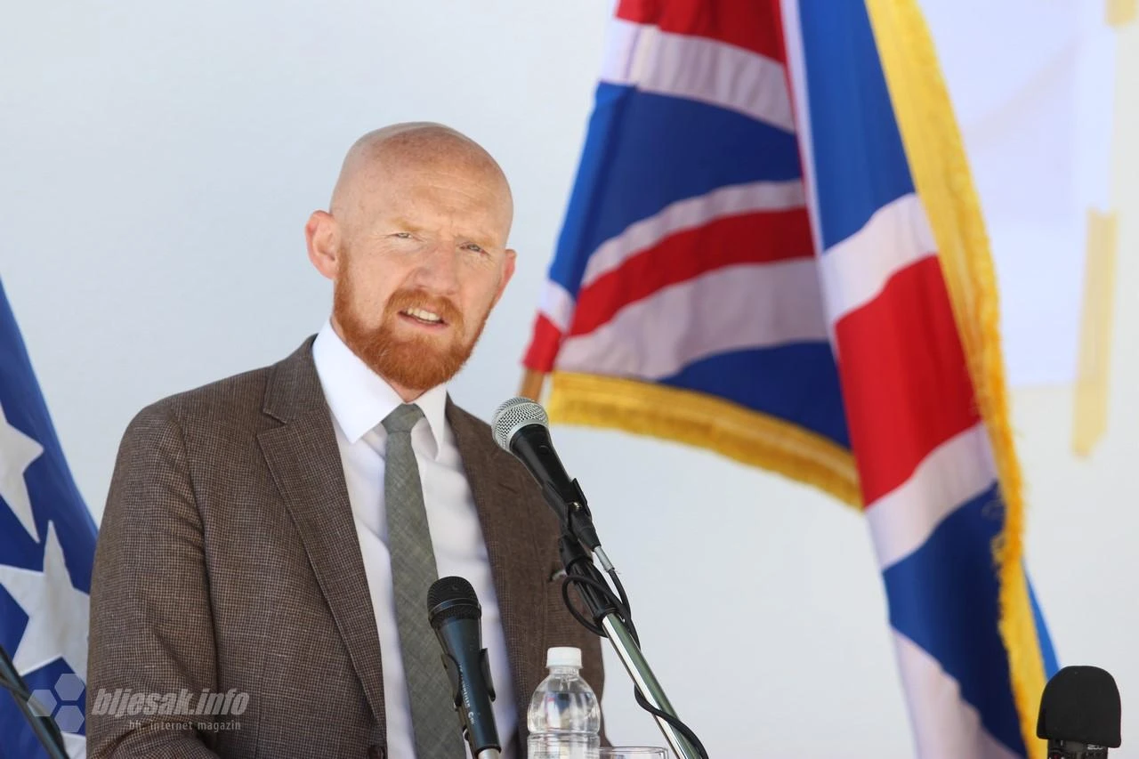 Matt Field: Kraj djelovanju bez posljedica