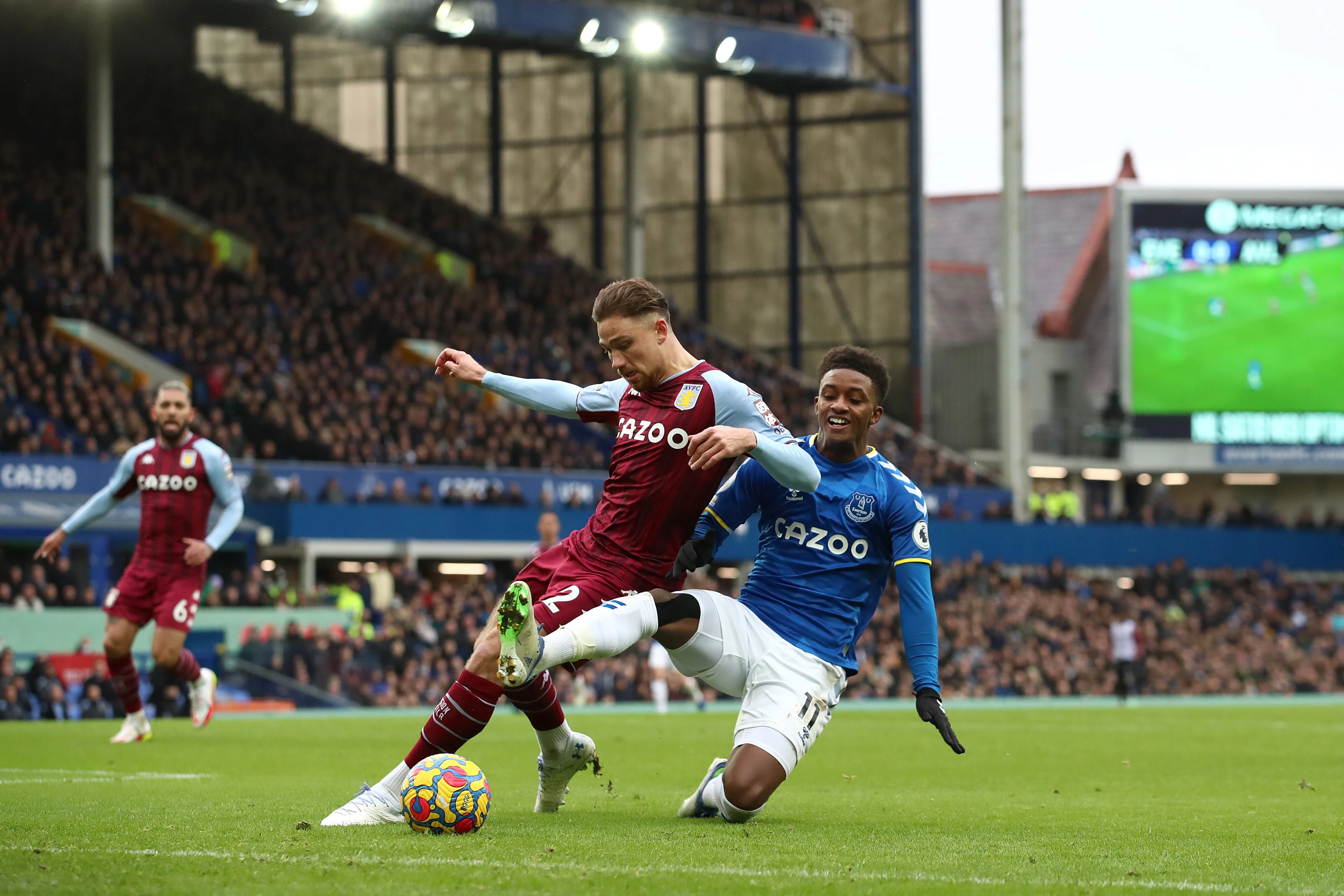 Manchester United u završnici "slomio" West Ham