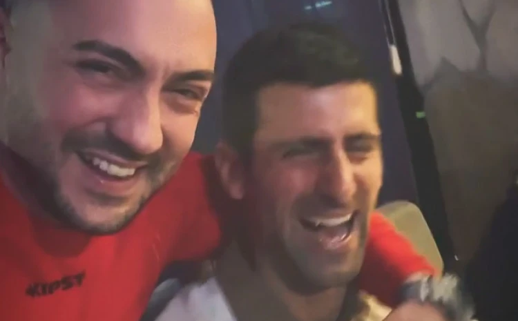 Navijač nasmijao Đokovića vicem o Federeru i Nadalu