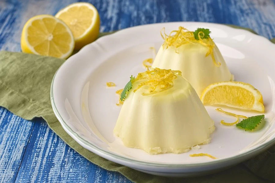 Panna cotta, kremasti desert koji se topi u ustima