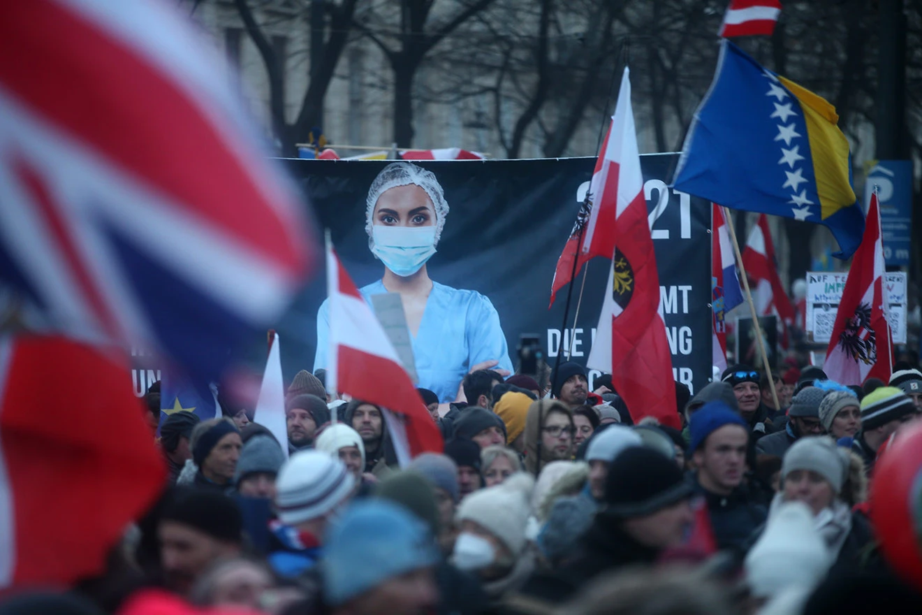 Austrija: Sukobi policije i demonstranata u Beču