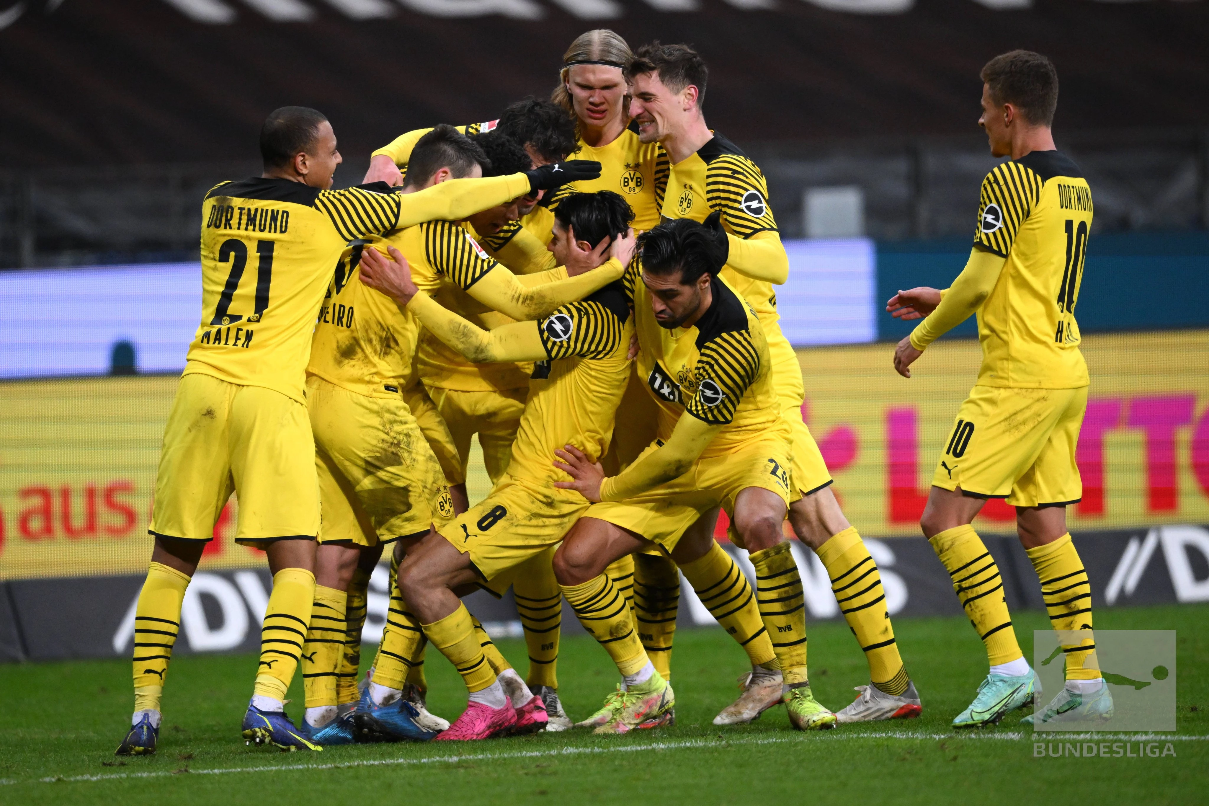 Borussia (D) gubila do 87. minute pa pobijedila u Frankfurtu