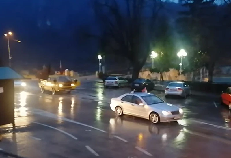 Ravnogorci kroz Višegrad nosili četnička obilježja