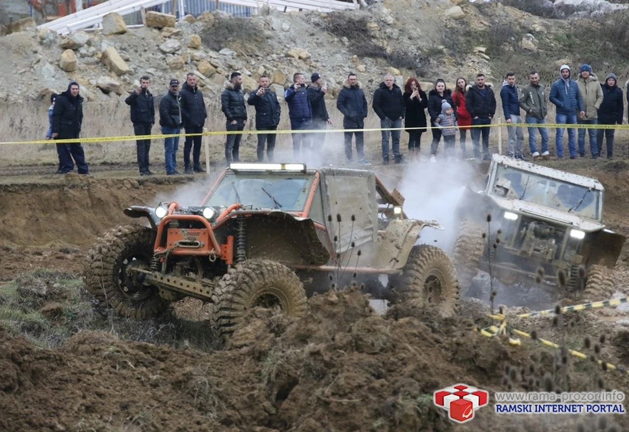Off-road u Rami: Pogledajte kako su 'zvijeri' gasale po blatu i kaljuži