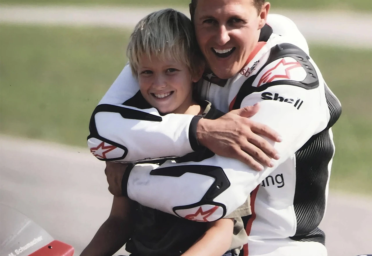 Mick Schumacher poslao emotivnu poruku ocu