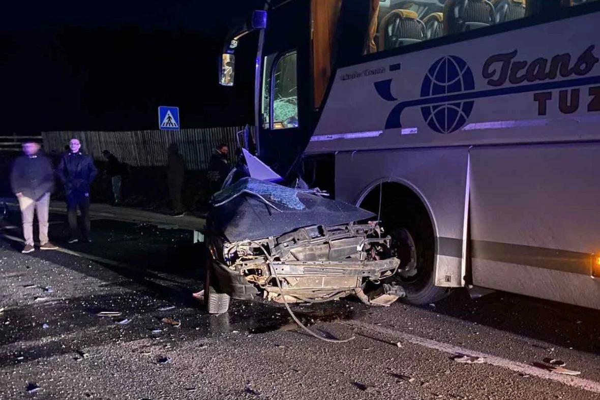 Jedna osoba smrtno stradala u prometnoj nesreći