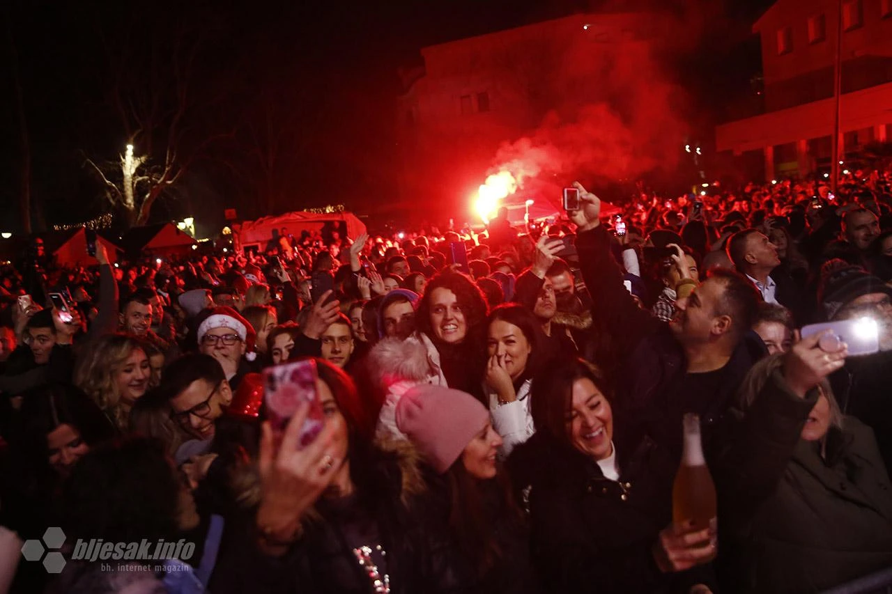 Novogodišnja noć u Mostaru protekla relativno mirno