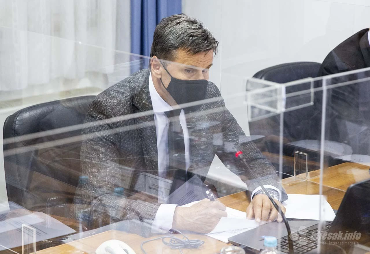 Novalić o blagoj greški i najmanjoj plaći