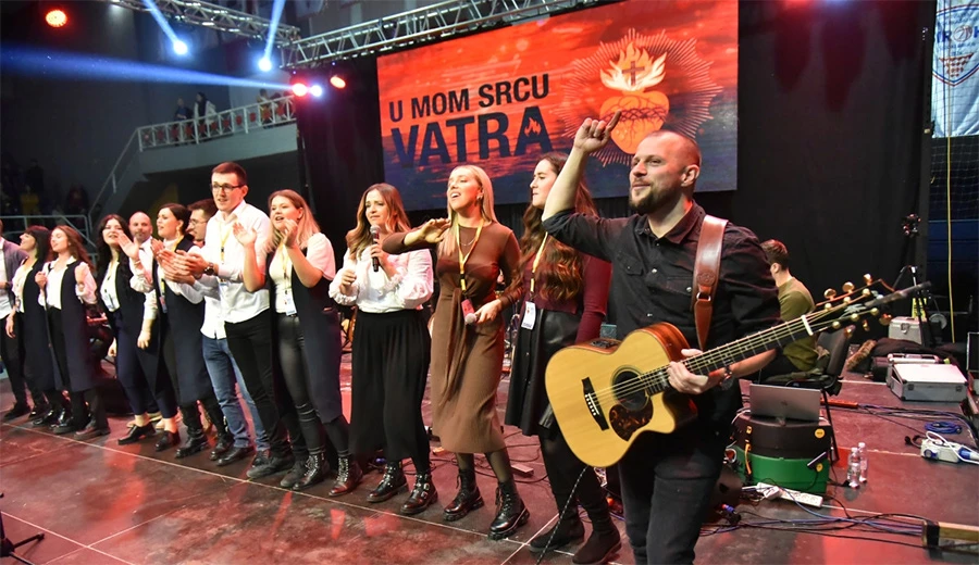 Snimka koncerta ''U mom srcu Vatra'' u programu radiopostaje Mir Međugorje
