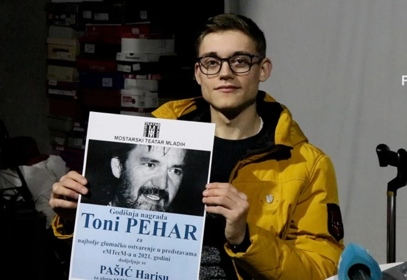 Godišnja nagrada ''Toni Pehar'' pripala mladom glumcu Harisu Pašiću