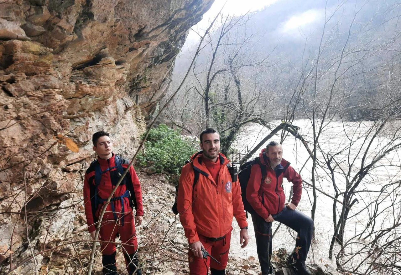 Spasioci traže nestalog stranca uz gornji tok Neretve