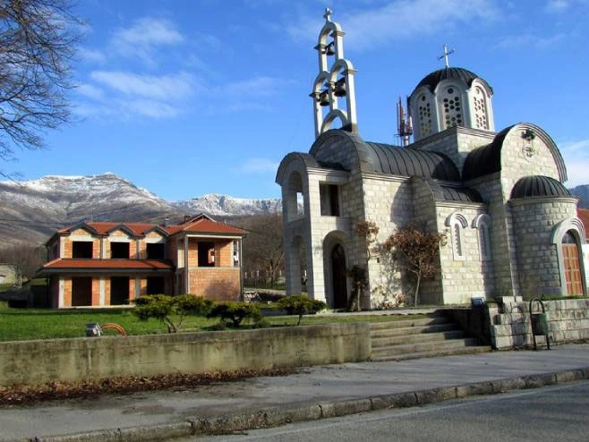 Obnavlja se parohijski dom u Stocu