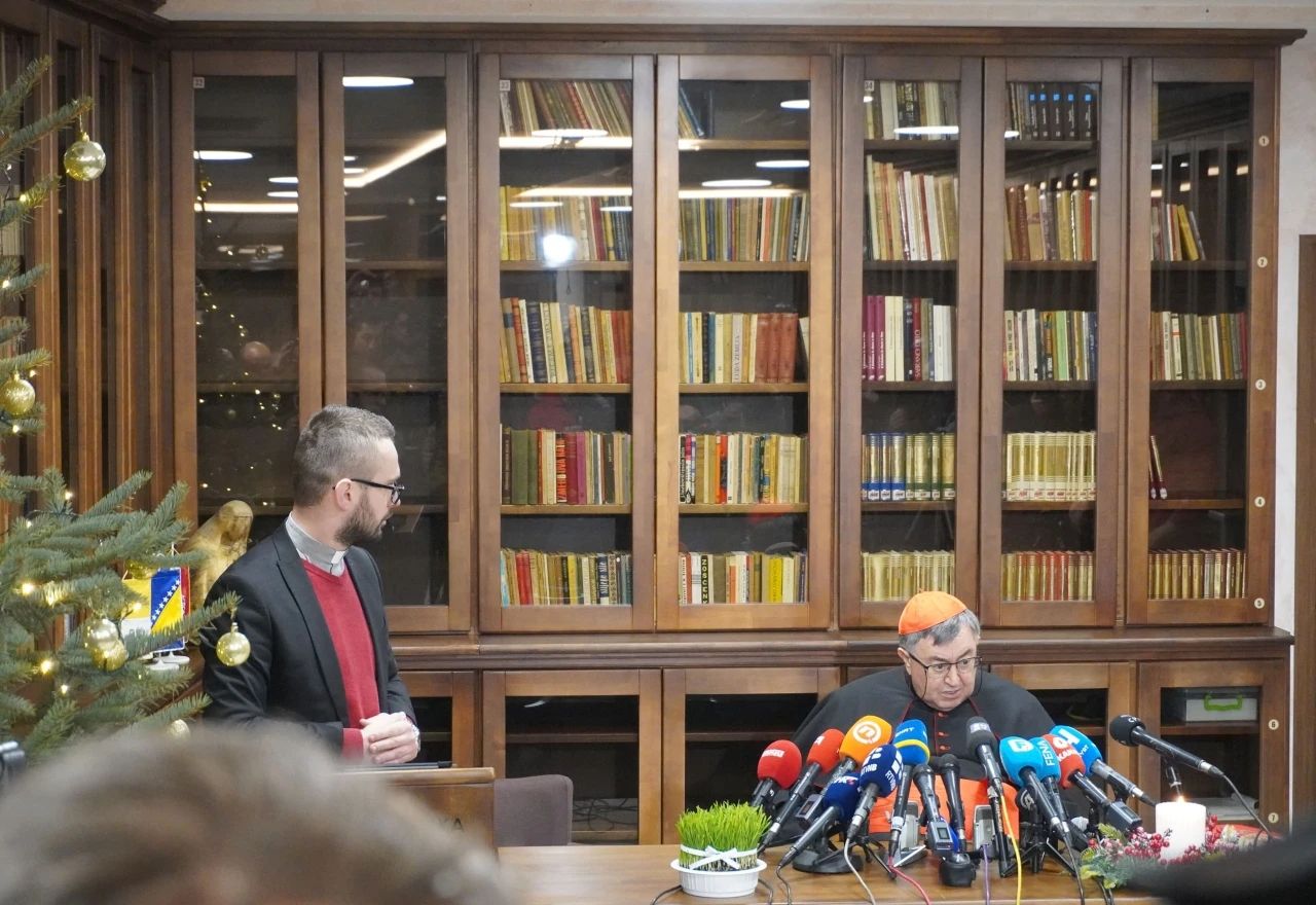 Božićna poruka: "Isusa nema na bazarima i kulturnim događanjima"