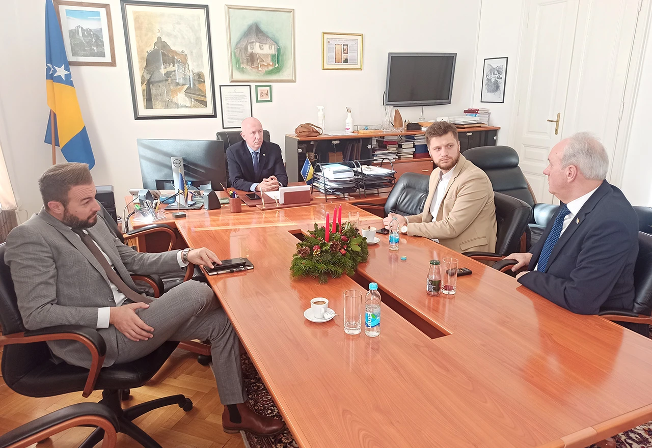 Ustav FBiH dosljedno se provodi samo u Mostaru i Sarajevu