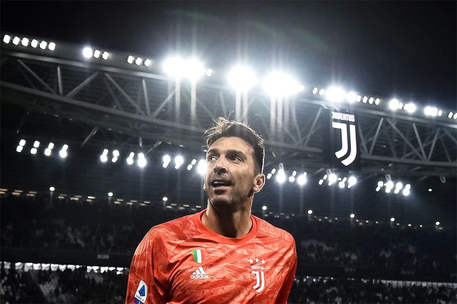 Buffon smatra da je Juve dolaskom Ronalda izgubio momčadski DNK