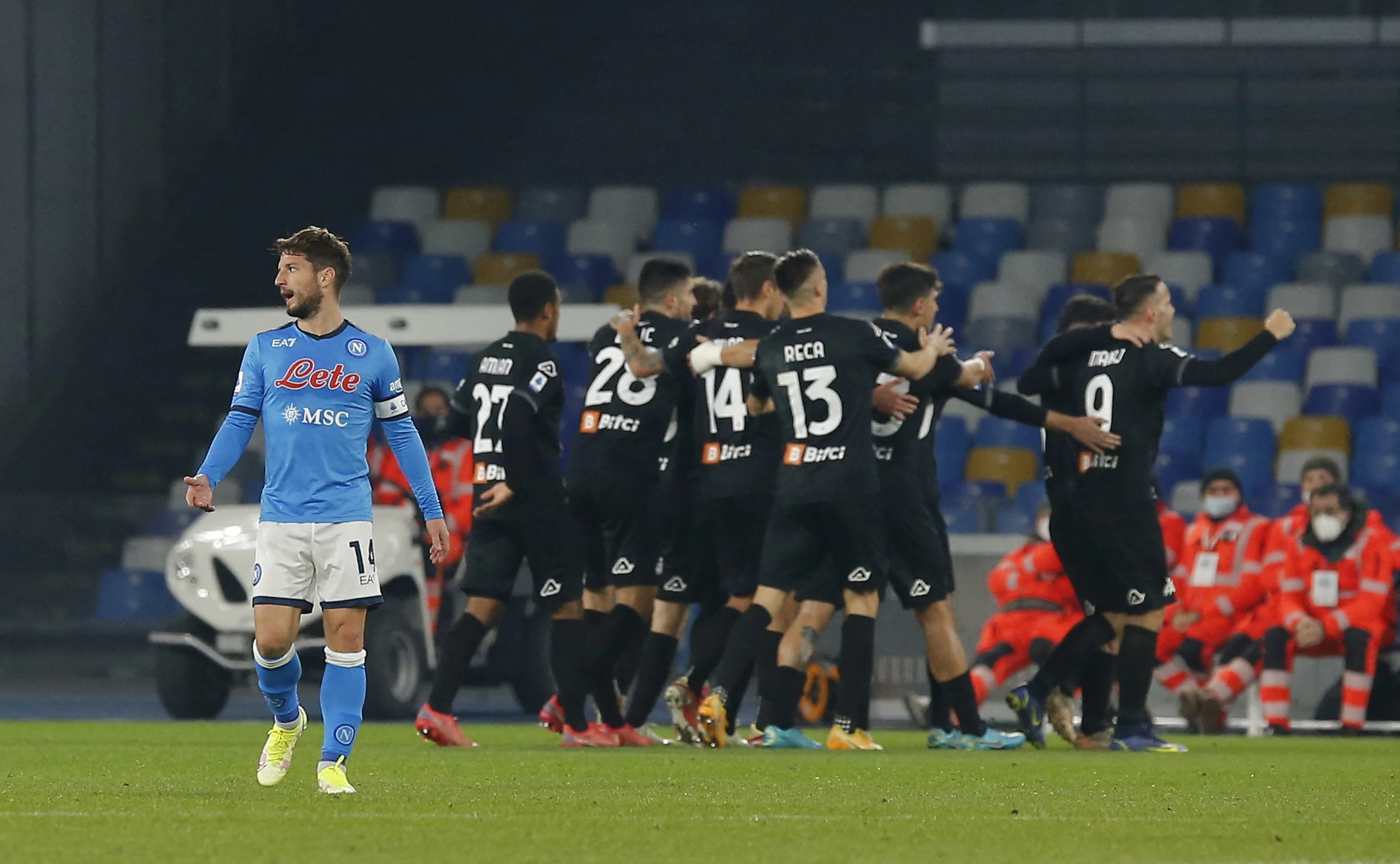 Pobjeda Milana kod Empolija; Spezia šokirala Napoli na "Maradoni"