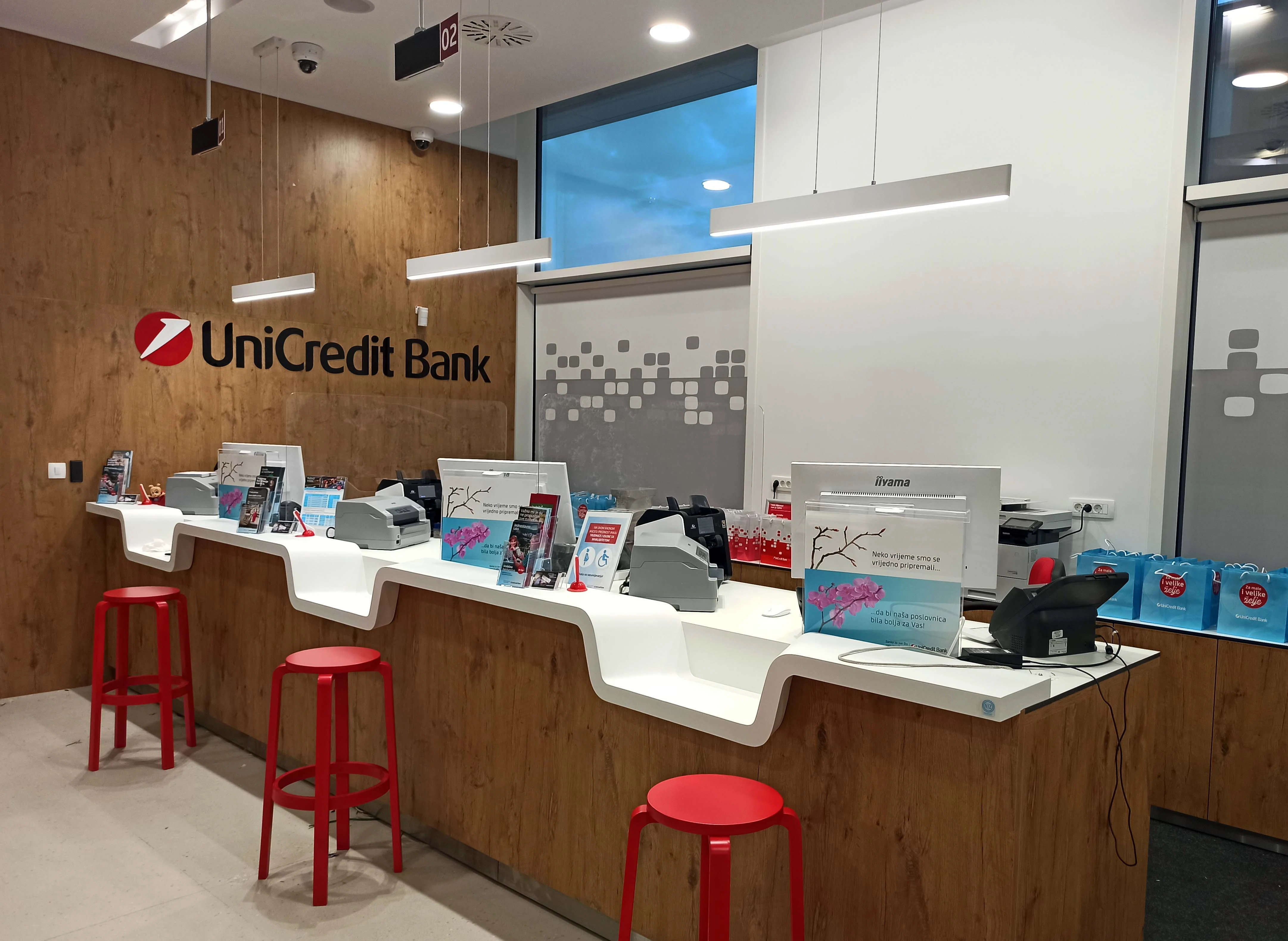 UniCredit Bank proglašena najboljom bankom u Bosni i Hercegovini po izboru CFI žurnala