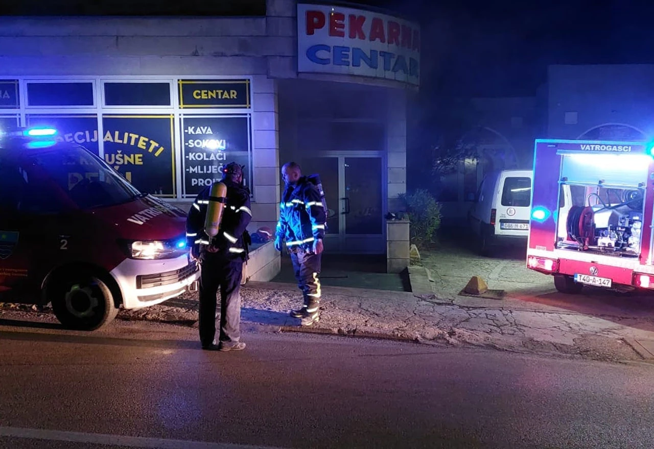 Gorjela pekarna u Neumu
