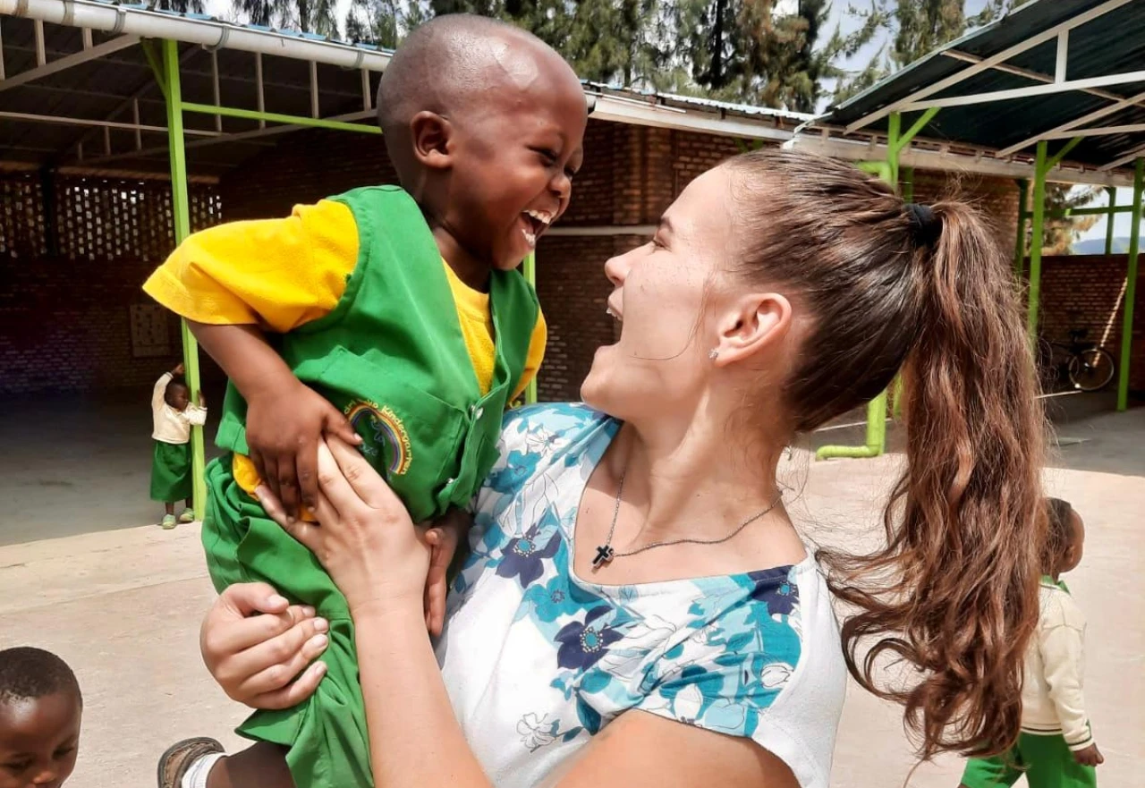 Studentica velikog srca: Ostavila Mostar zbog pomaganja Africi
