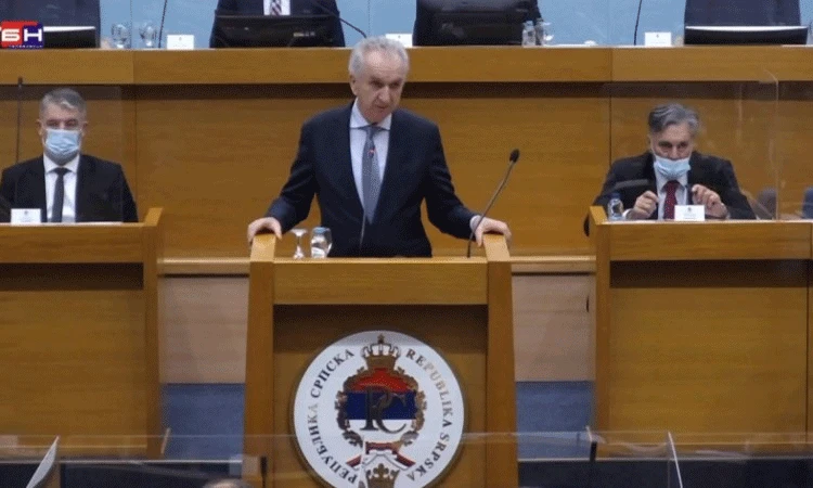 Šarović o vraćanju nadležnosti: Put kojim ste krenuli je opasan, mi vas ne možemo pratiti