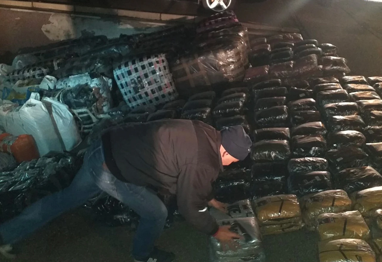 Oduzeta roba i cigarete u vrijednosti najmanje pola milijuna KM