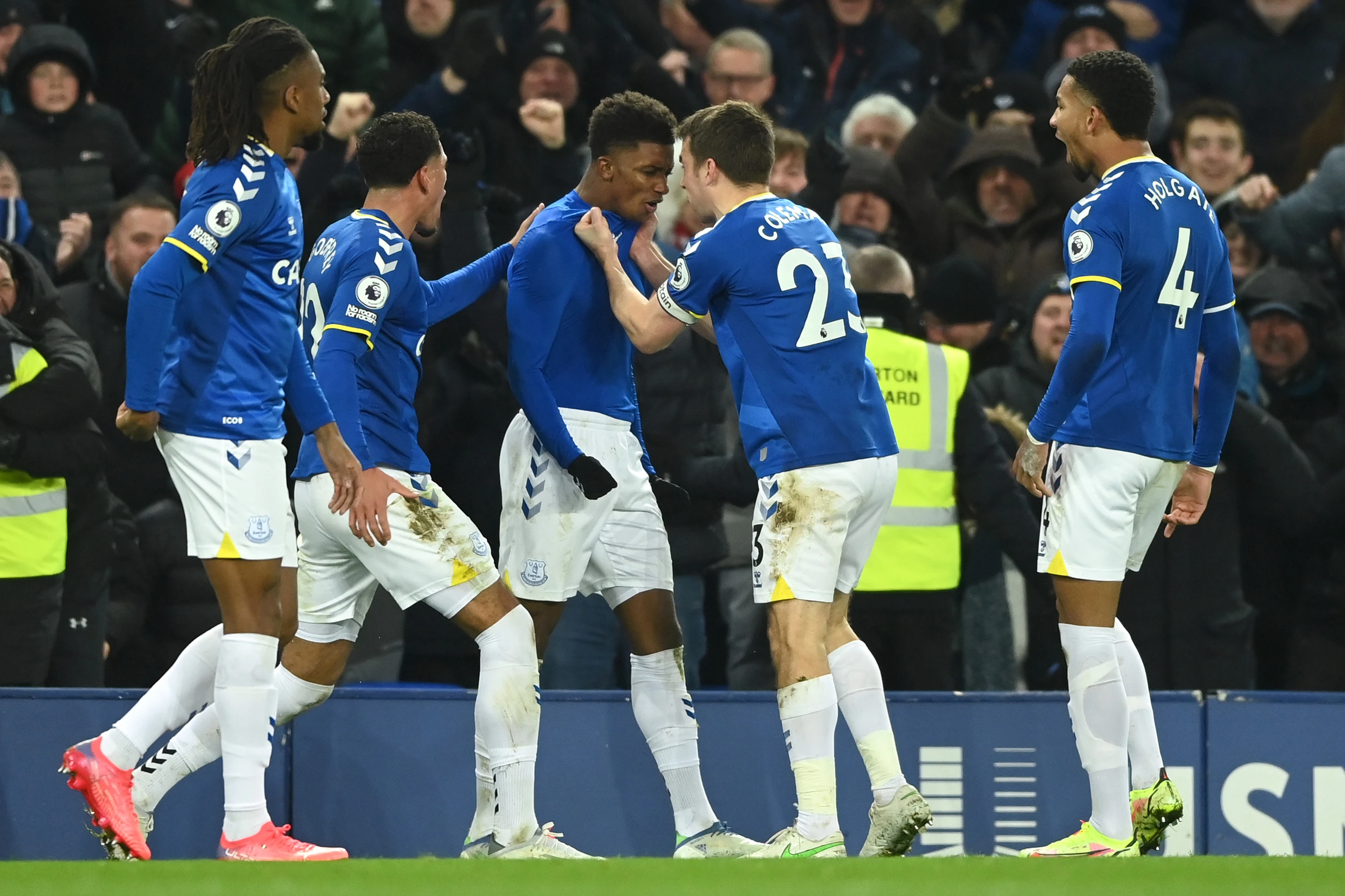 Drama na Goodisonu: Everton svladao Arsenal nakon dva poništena gola