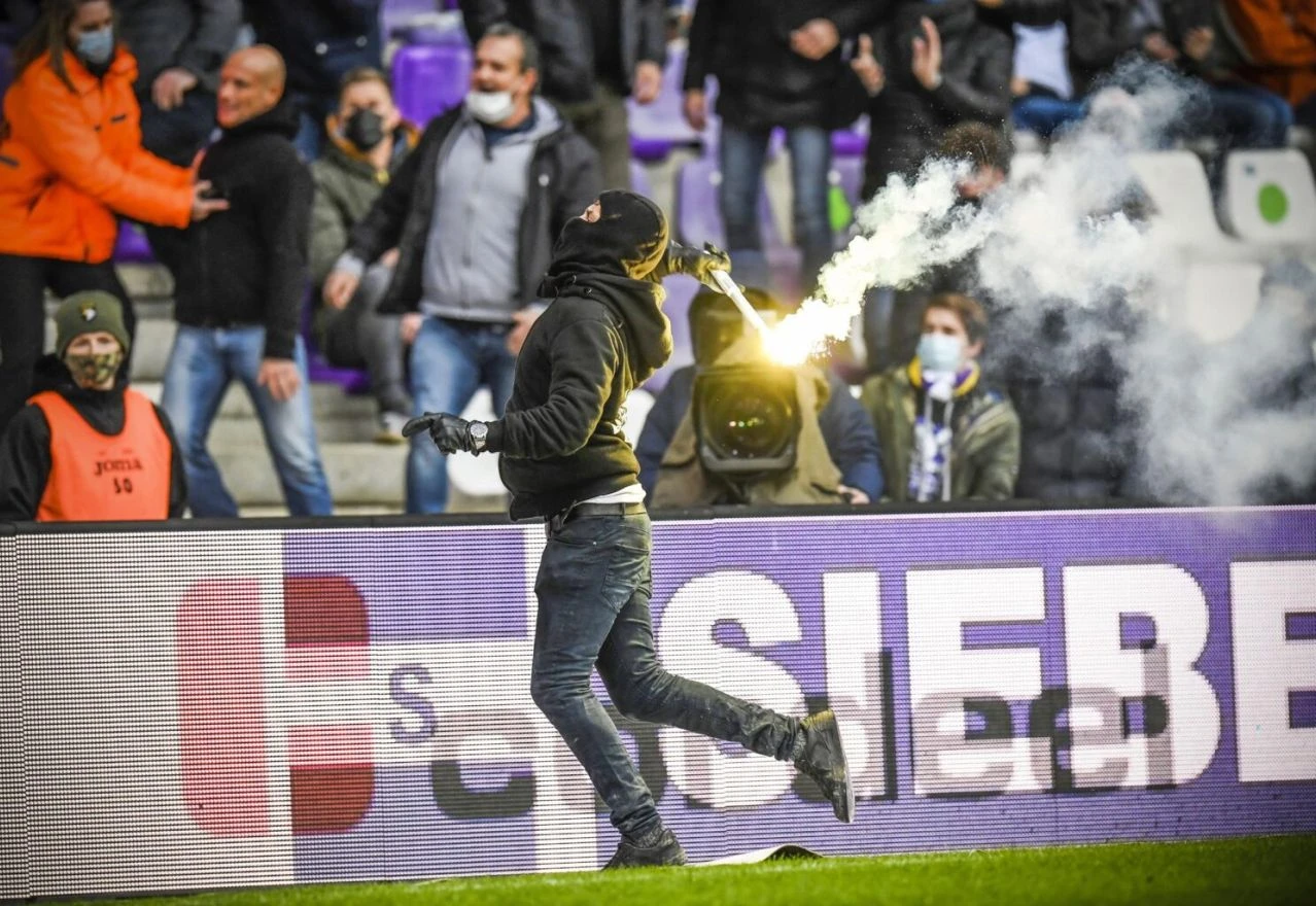 Huligani na sceni u Belgiji