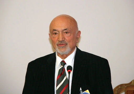 Preminuo akademik Slobodan Loga