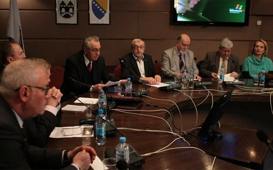 HNV BiH osudio ponašanje stranaka koje traže poništavanje Inzkovog zakona