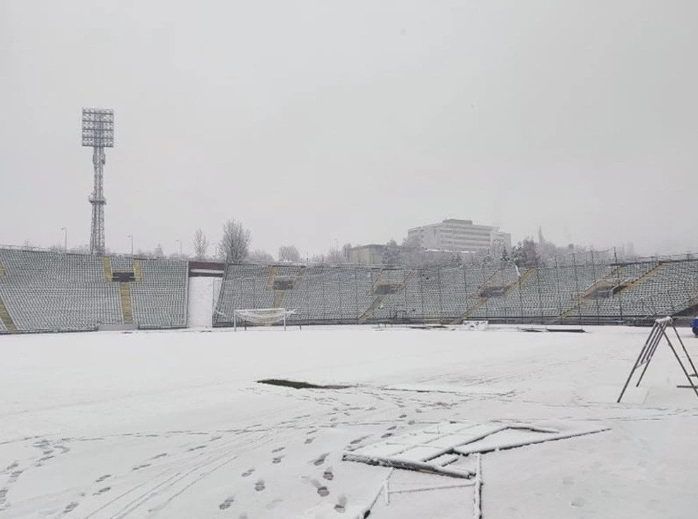 Koševo i Grbavica zatrpani snijegom uoči Veleža i Širokog